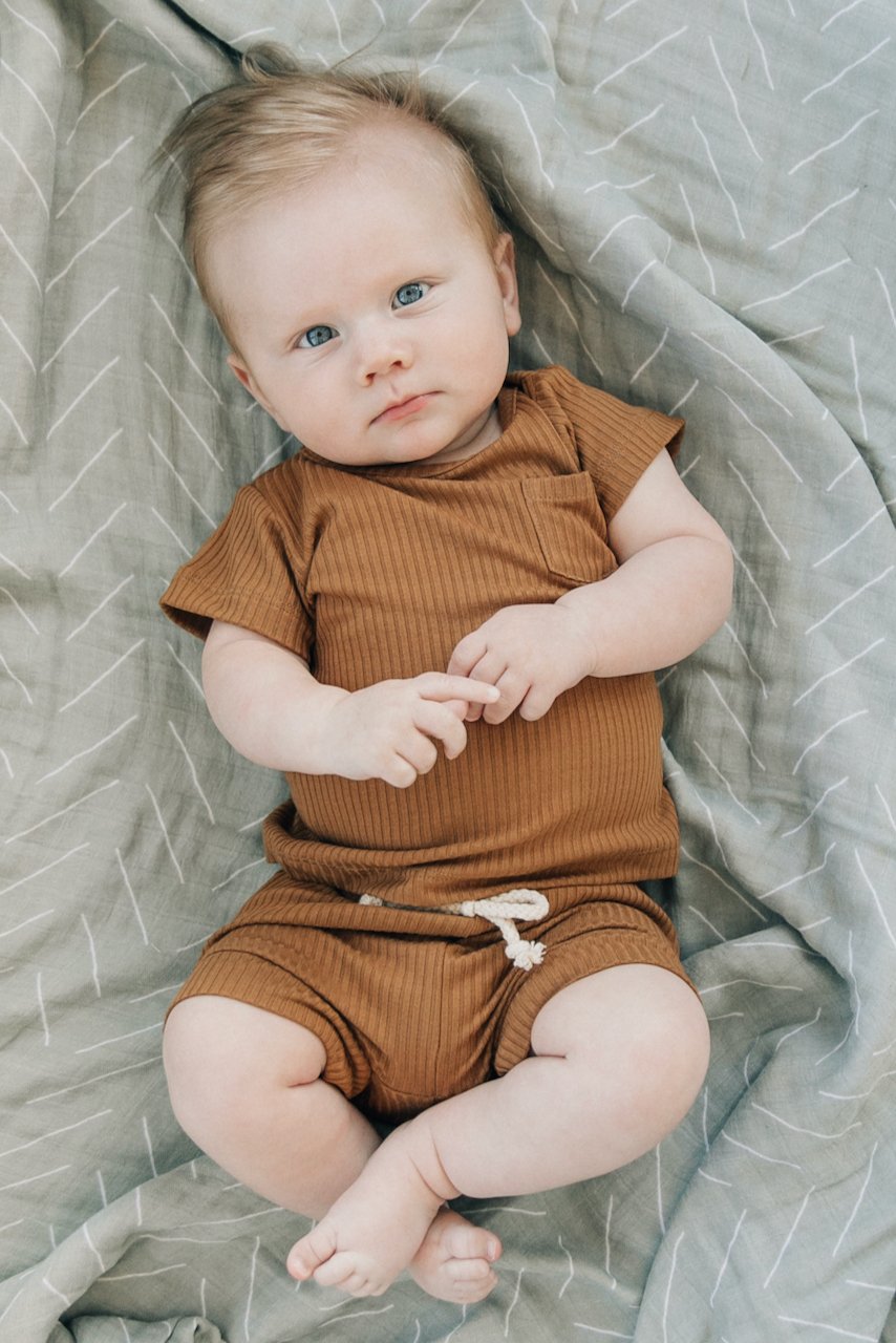 Short sleeve two piece outfit | ROOLEE