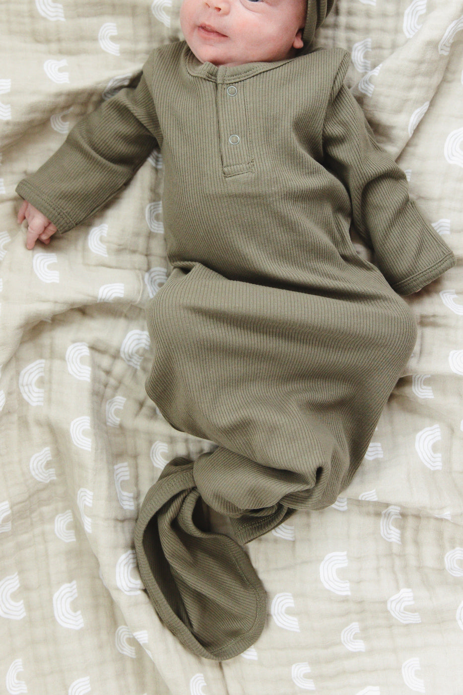 Mebie Baby Organic Ribbed Knot Gown