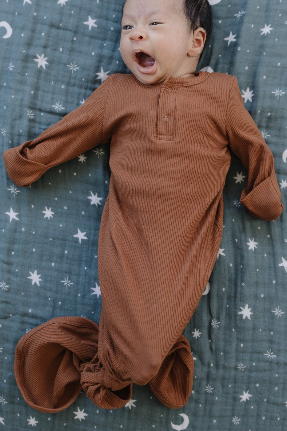 Mebie Baby Organic Ribbed Knot Gown