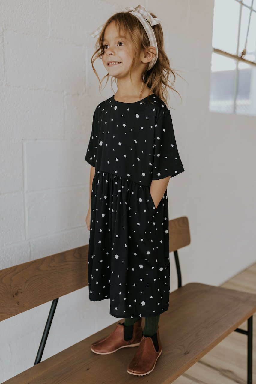 Cute Little Girls Trendy Outfit | ROOLEE