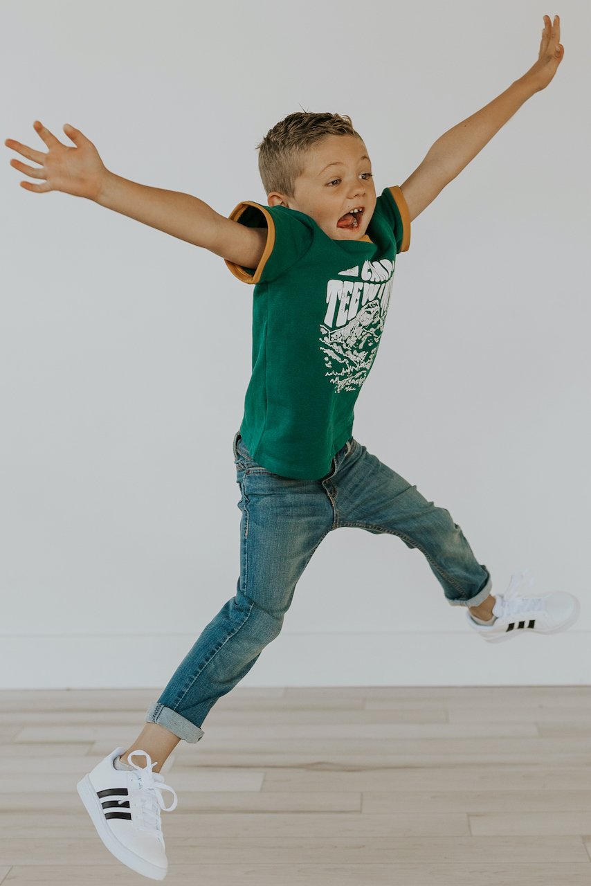 Mini Camp Teewinot Graphic Tee