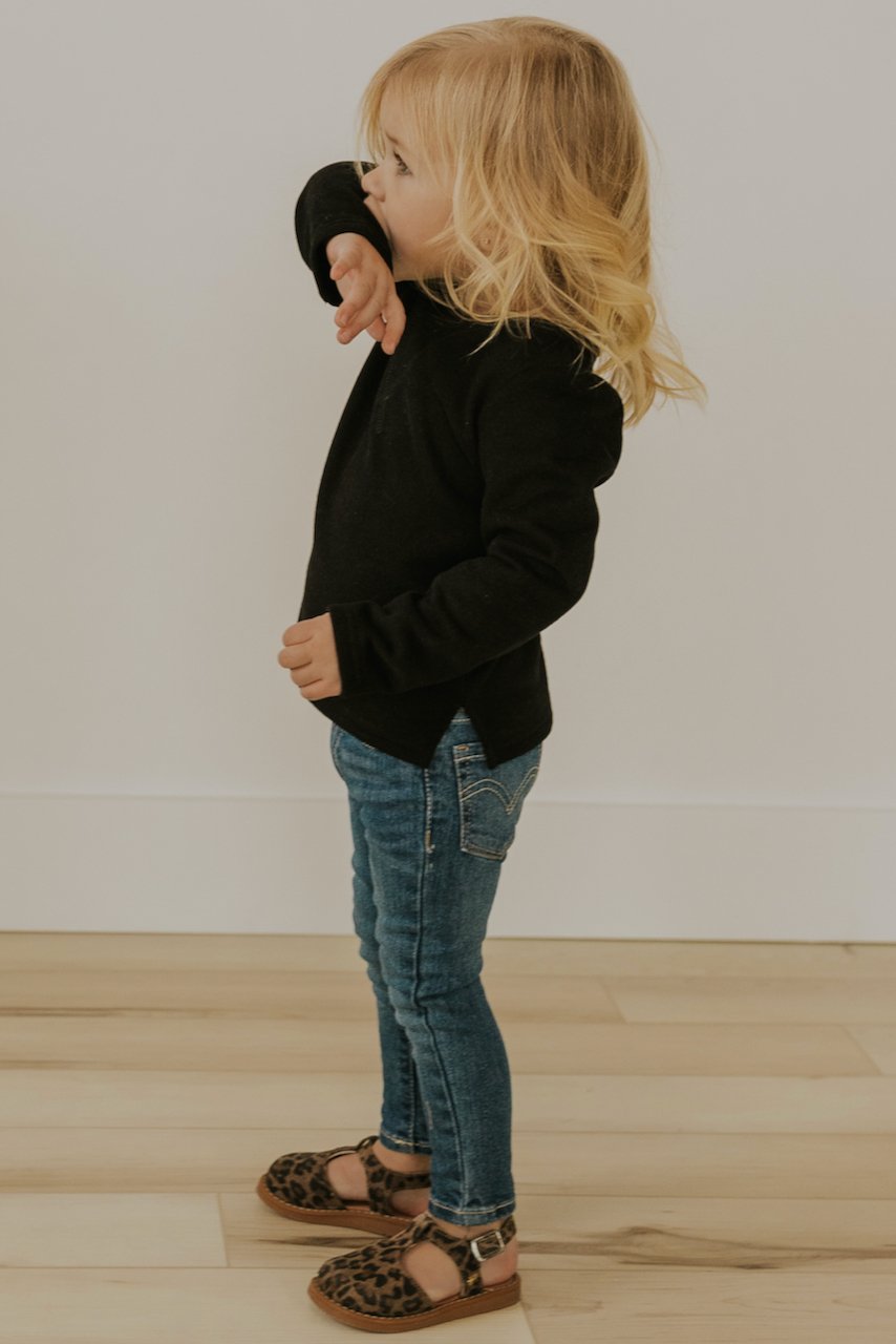 Long Sleeve Sweaters for Girls | ROOLEE