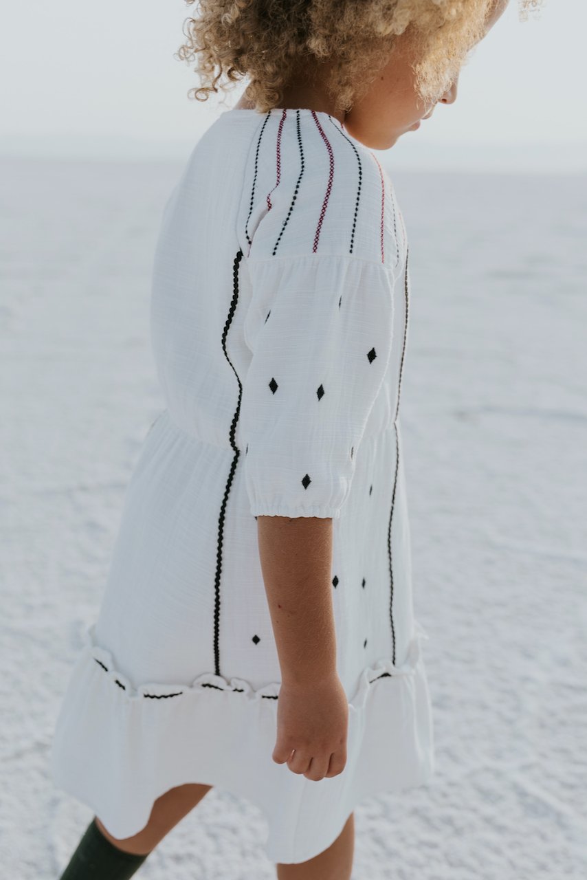 Cute white embroidery dresses | ROOLEE