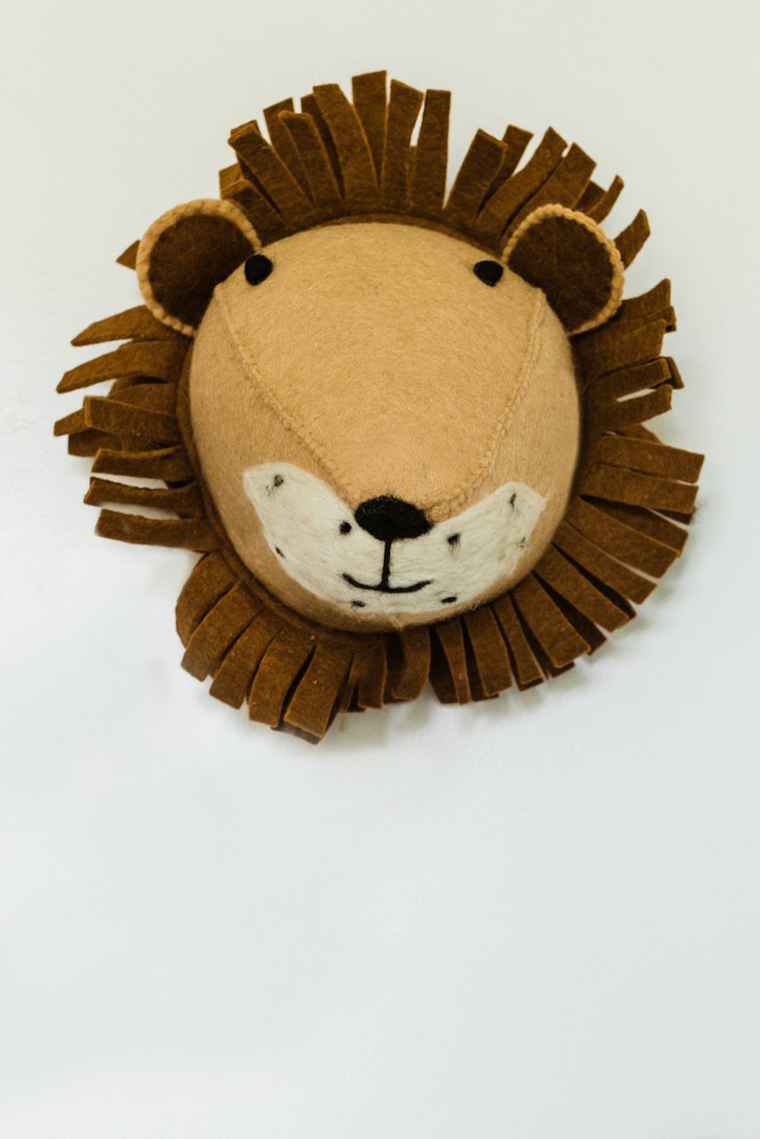 Lion Wall Mount