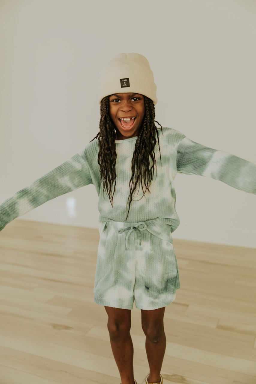 Trendy Girls Outfit | ROOLEE