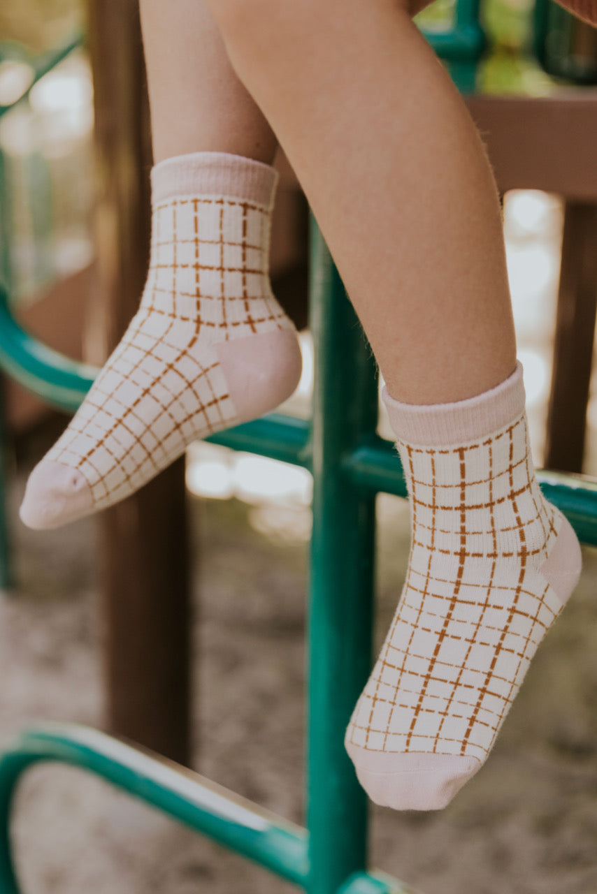 Boss of the World Grid Socks