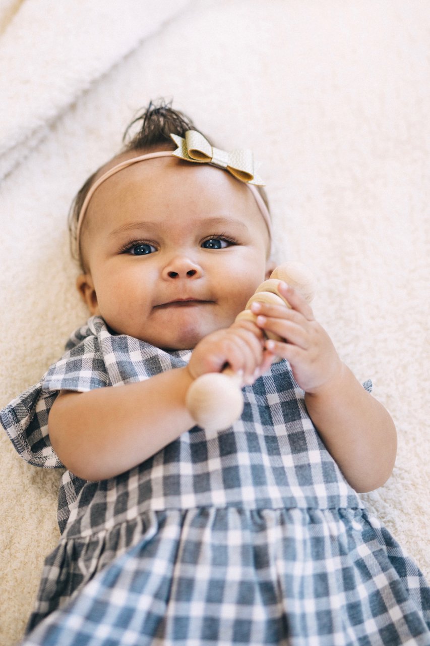 Zara Skinny Bow Headband in Gold | ROOLEE