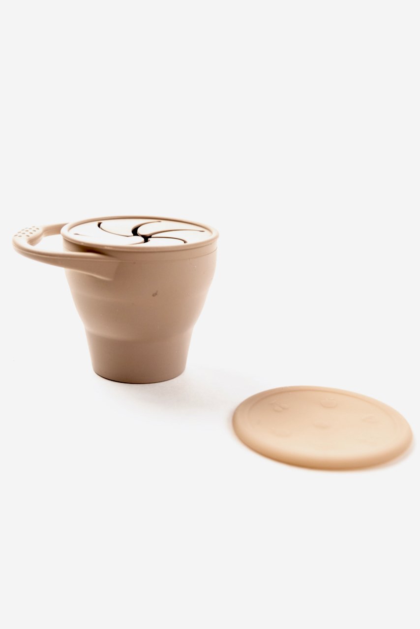 Kids silicone foldable snack cup for travel | ROOLEE