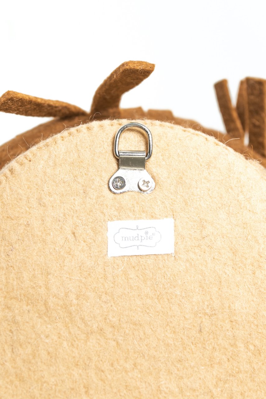 Lion Wall Mount