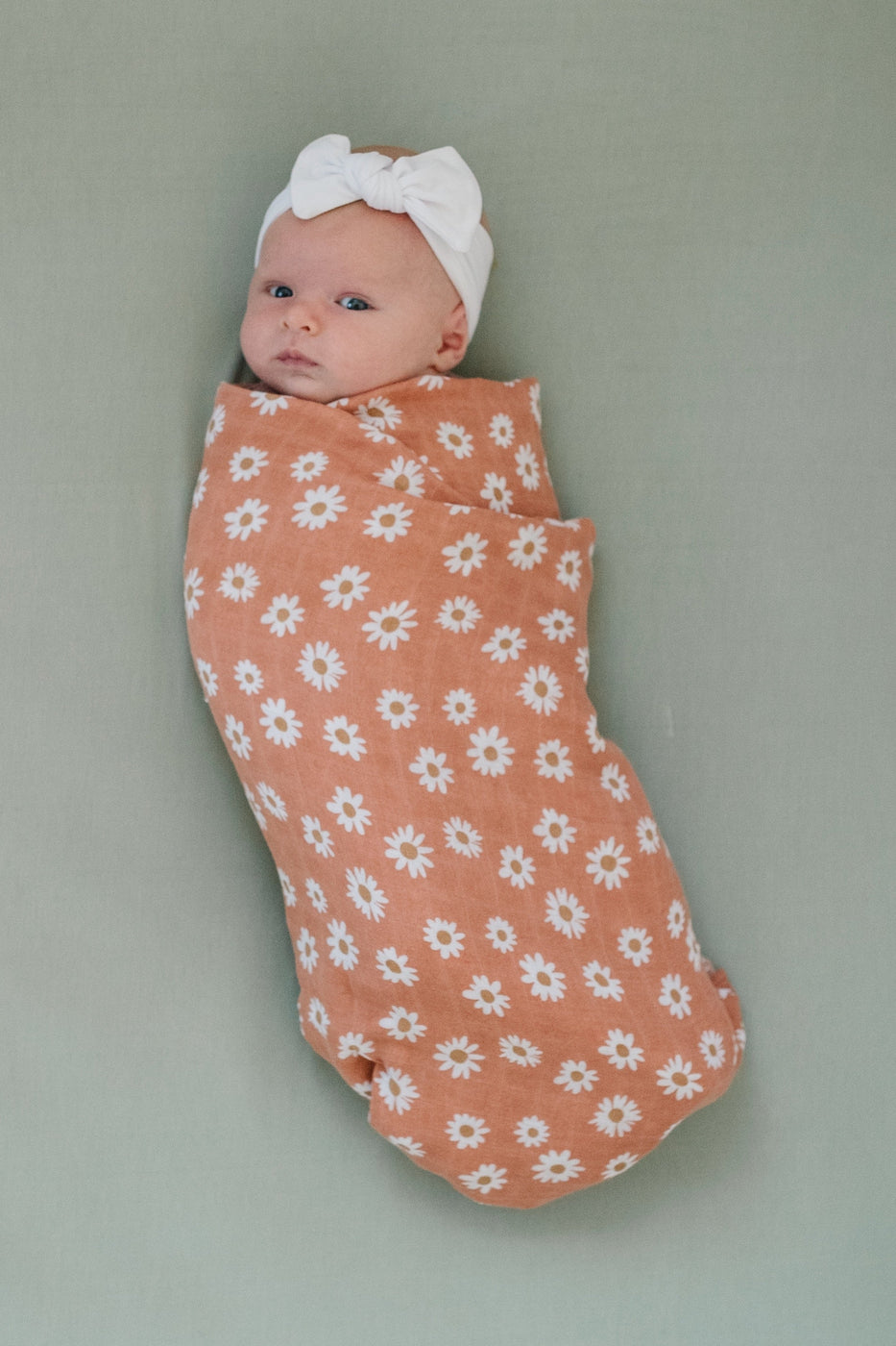 Daisy swaddle blanket | ROOLEE