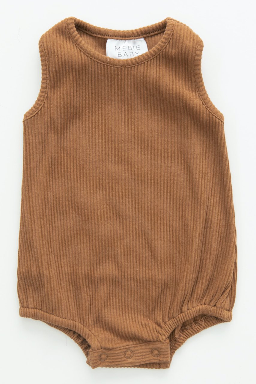 neutral clothing for baby boys or girls | ROOLEE