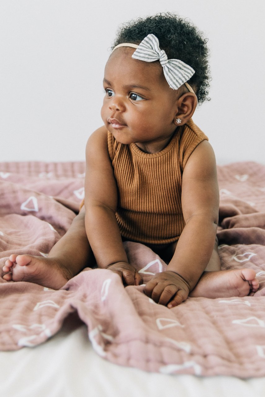 trendy neutral clothing for babies and toddlers | ROOLEE