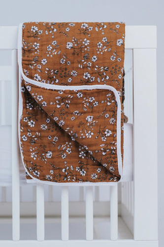 Vintage Floral Quilt | ROOLEE